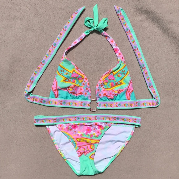 flower print bikini
